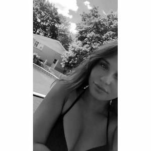 Meet your Posher, Constanza